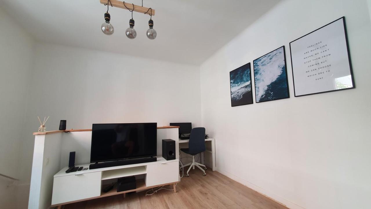 Joli T2- Centre Ville - Parking Gratuit - Wifi Dunkirk Esterno foto
